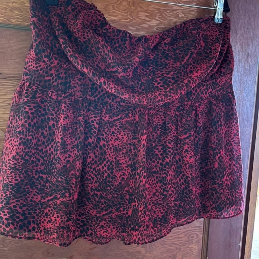 Lane Bryant Tube Top. Red/Black Strapless. Stretchy at the top. Size 20
